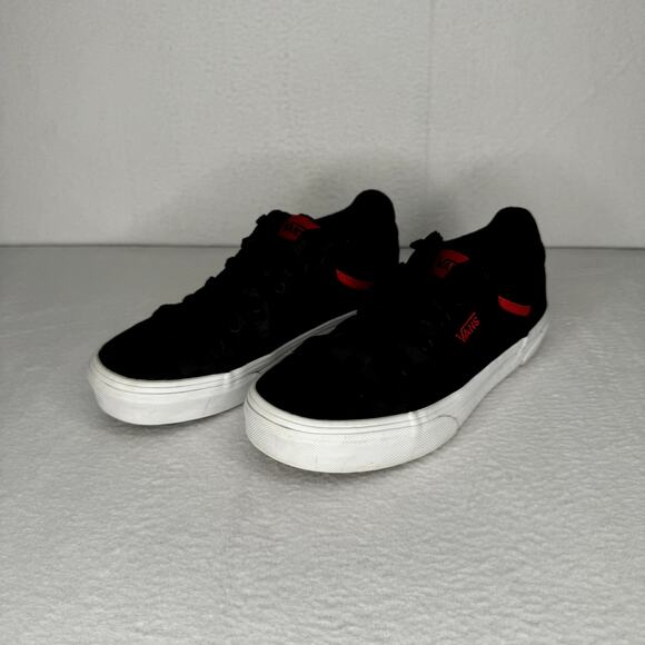 VANS "Off the Wall" Youth Unisex Size 3.5 Seldan Checkered Low Top Sneakers - Picture 1 of 10